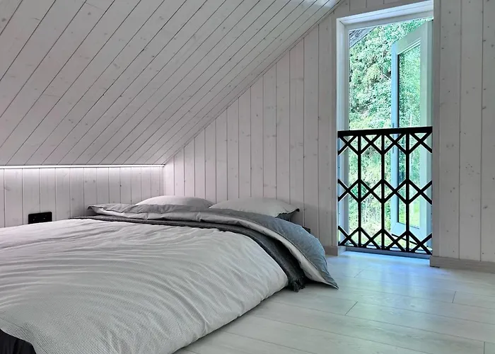 Vakantiehuis Cozy Get-away In *